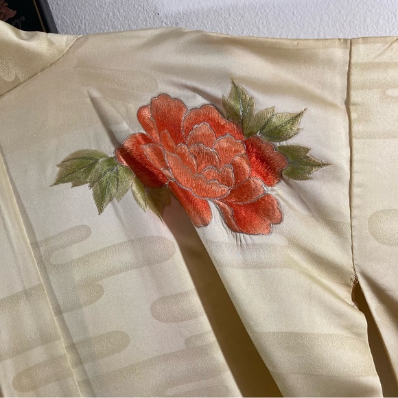 Vintage Embroidered Silk Kimono Robe - Picture 10 of 13